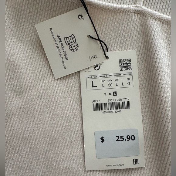 NWT-Zara Beige Ribbed Halter Top Perfect Condition Size Large - Picture 3 of 4